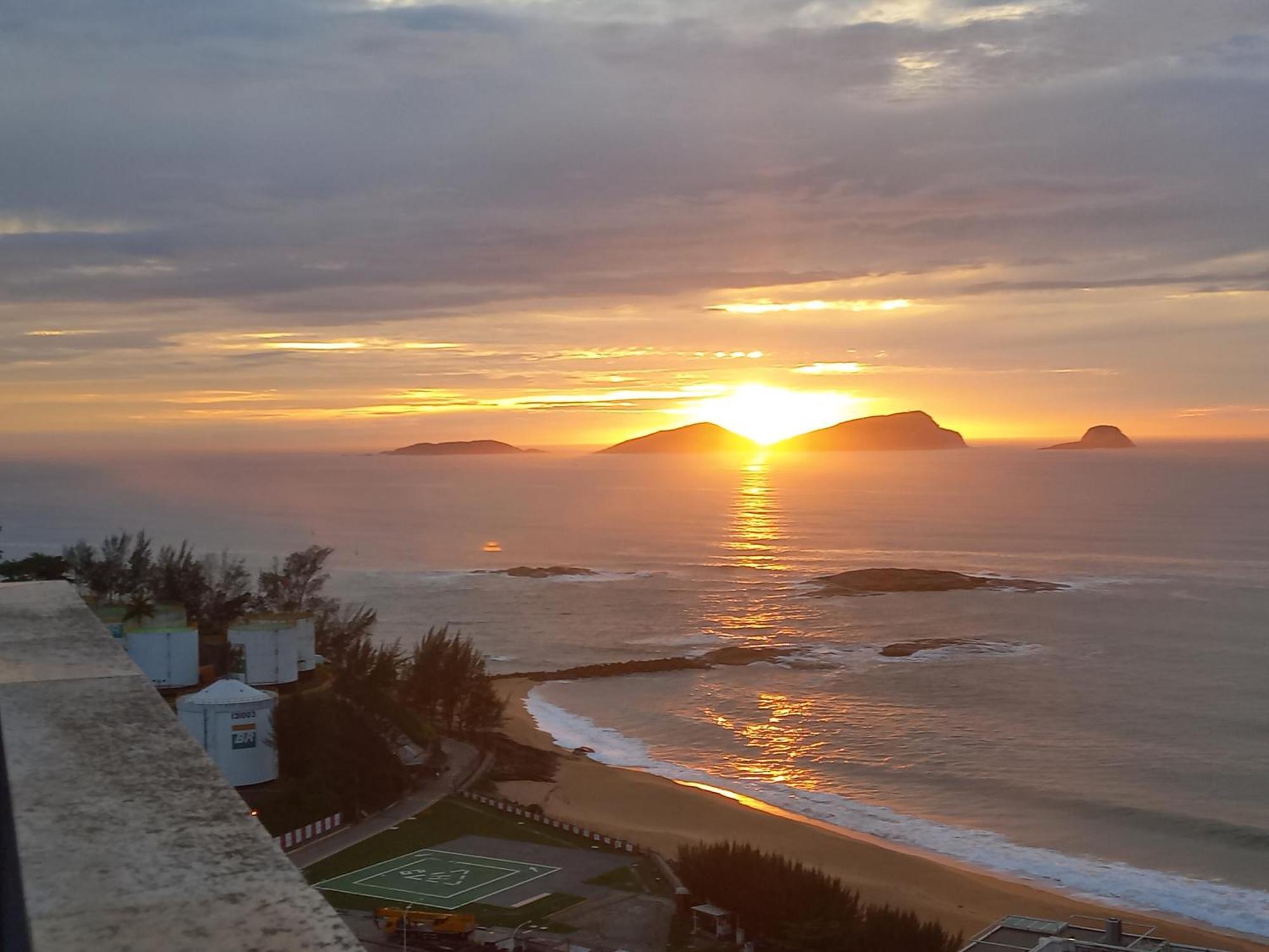 Flats Via Mar Aparthotel Macae Bagian luar foto